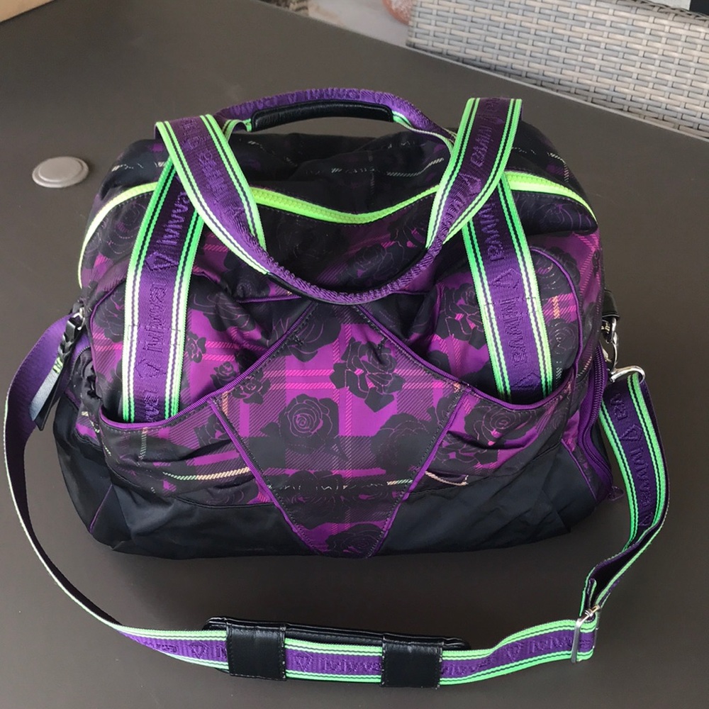 Lululemon (Ivavva) gym dance duffle bag